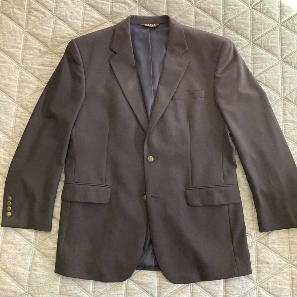 Jos. A. Bank traveler blazer in navy blue